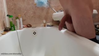 Sfm Russian Teen With Big Dick Pisses In The Bathroom And Eurosex