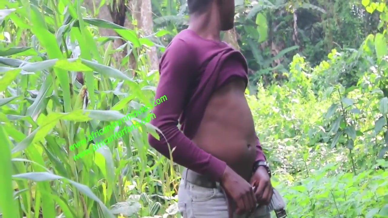 MyCams This Twink Guy Is Caught At The Plantation Field Masturbating And Fucking Publicly. Very Hot African Who Takes Pleasure 6 Min Gozando