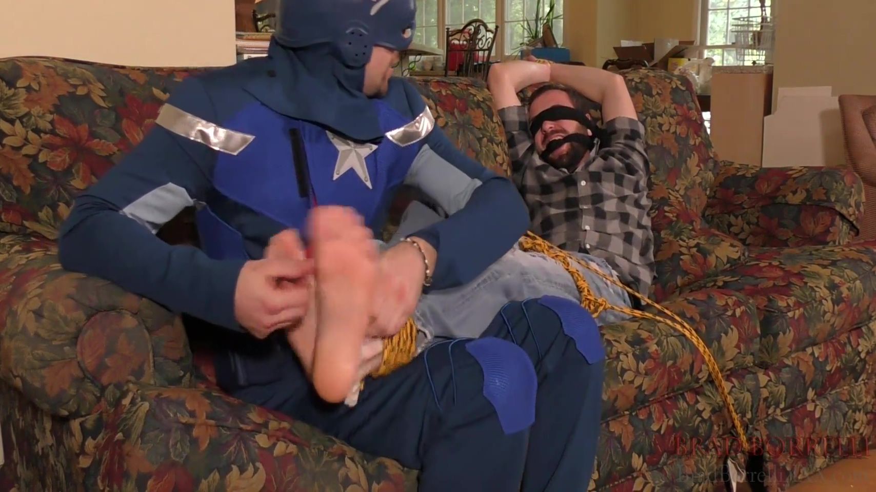 Teentube Brad Borrelli In Captain America Captures Part 1 14 Min TheSuperficial - 1