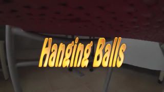 YOBT Hanging Balls Calle
