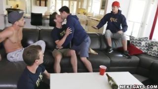Erotic Stepbrothers Michael And Aspen Play Spin The Bottle With Michael Del Ray Teentube