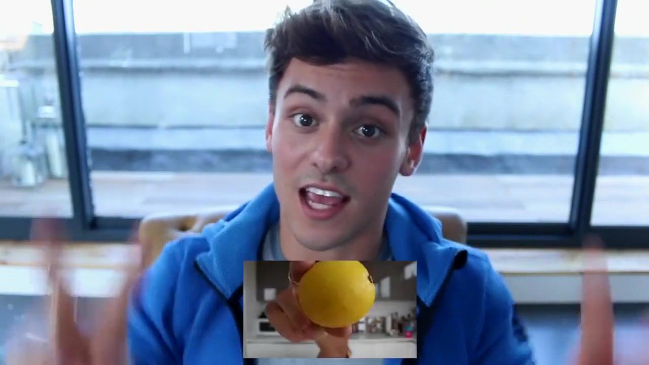 Clip Tom Daley The Switch Fruit Juice To Fruit Water Interracial - 1