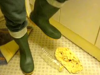 Muscular nlboots - new green boots trampling things Gay...