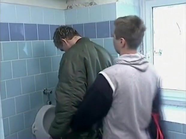 Dominant Bb In Toilet Wanton Display Cheating