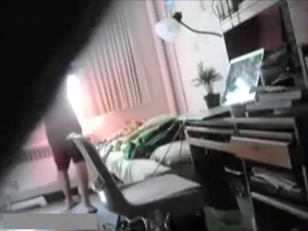 FapSet Dorm Wank Spycam Lady