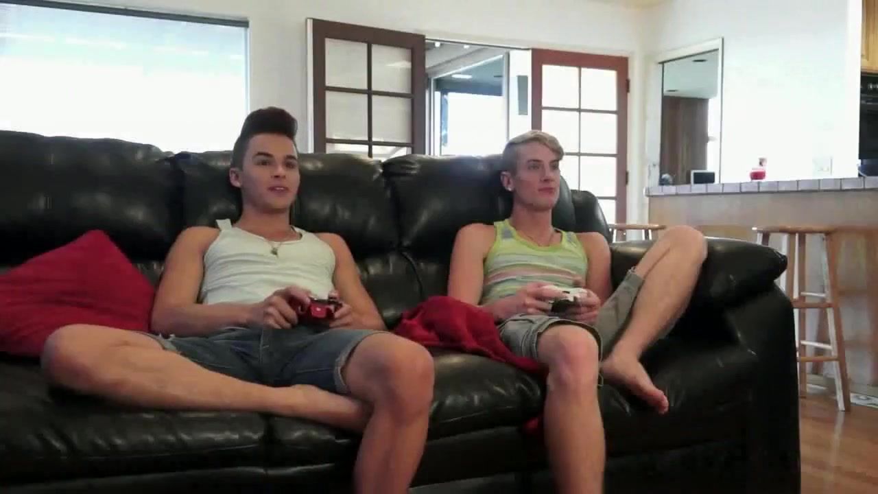 Gay Facial Video Game Threesome NewVentureTools