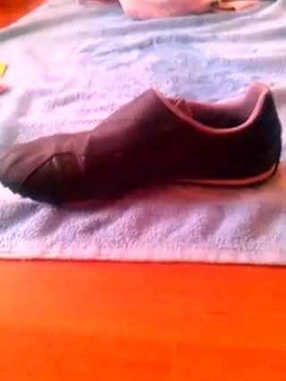 Egbo Sneakers play Chubby