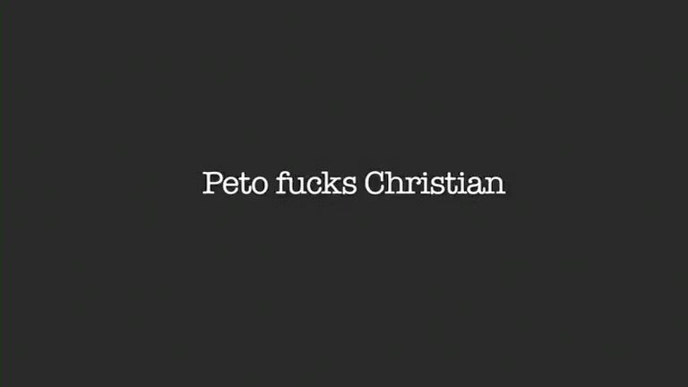 Girl Peto & Christian Peeing