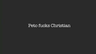 Girl Peto & Christian Peeing