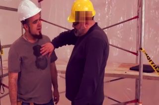 Italiano Construction worker bears SecretShows