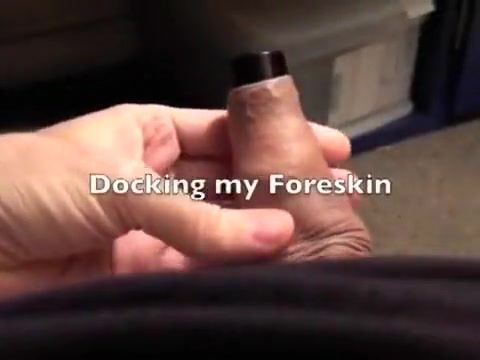 LargePornTube Docking my foreskin Hand - 1