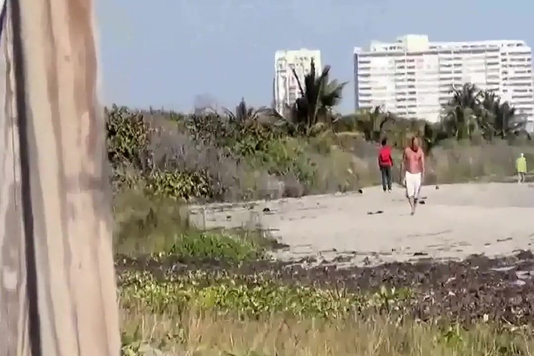 Gay Longhair Jerking at the beach till a fuck Play