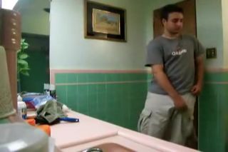 Italian Bathroom show off great cum shot Chile