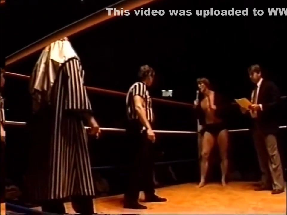 Amigos Hot Old School Wrestling: Kevin vs Ted FullRips