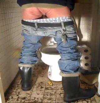 PerfectGirls nlboots - toilet visit piss rubber boots jeans Fantasy Massage