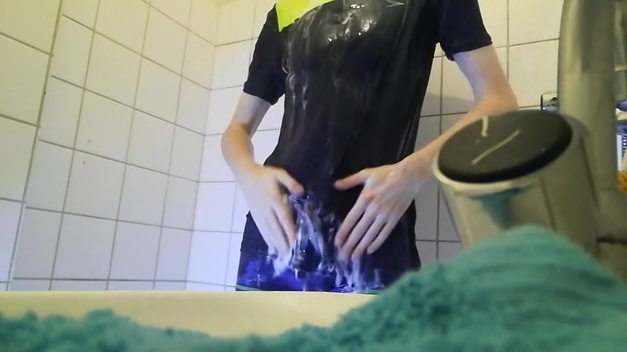 Gay Shaved Shower Wank With Cum Load In The Sink Livecam