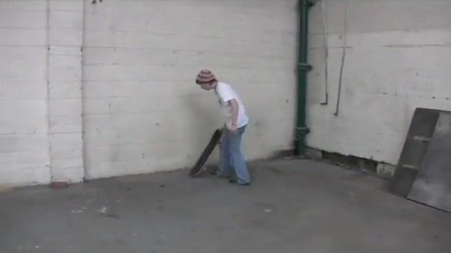 Defloration 2 Skaters Fuck In Storage Hall ucam