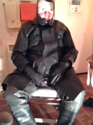 Movies Piss drinking and cum licking from wanked in condoms as I wank in rubber. 18yearsold