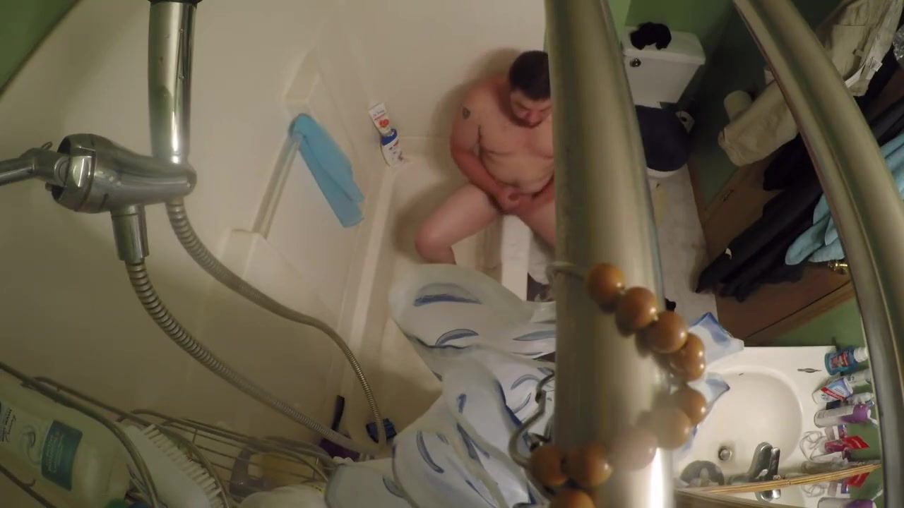 LiveX guy finds shower spy cam and masterbate teases Bush