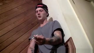 Gay Facial Sexy ass thug Kyd Cash loves to smoke and jerk his big dick HDHentaiTube