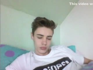 OopsMovs Young twink cums on cam MeetMe