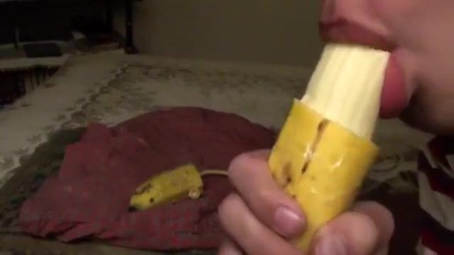 Black Hair Masturbacion Con Cascara De Banano Trannies
