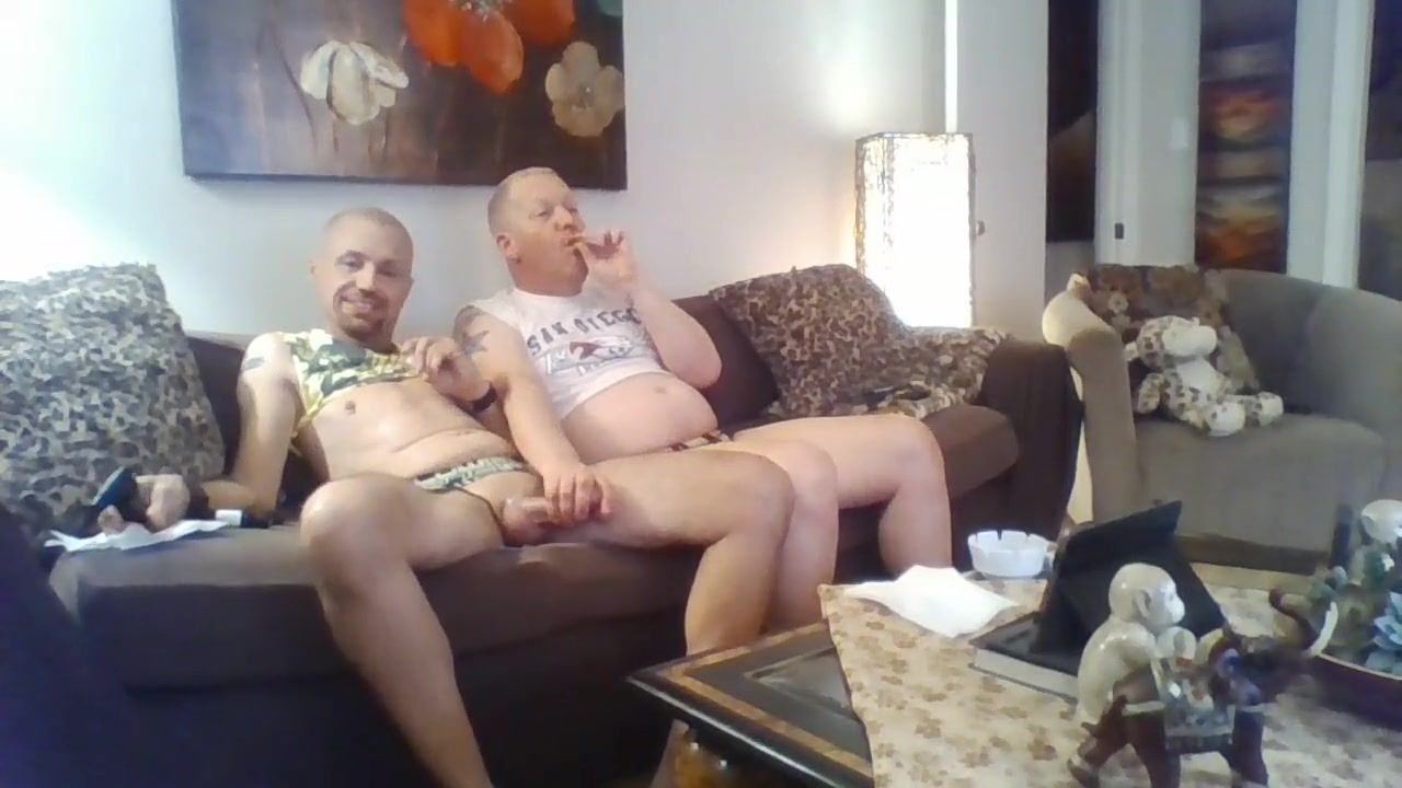 Beeg Rob n Brad PNP playing on couch BestAndFree