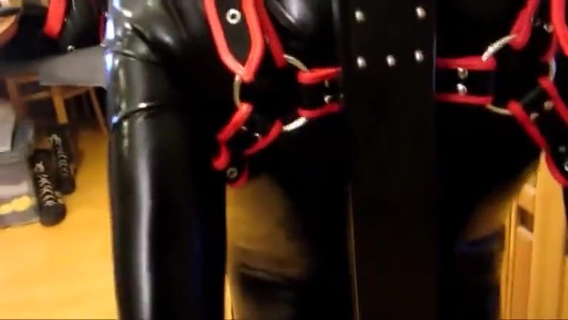 Web Cam Rubber Gimp in the pillory Selfie - 1