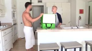 Foot Job Young delivery guy fucked hard Young Men
