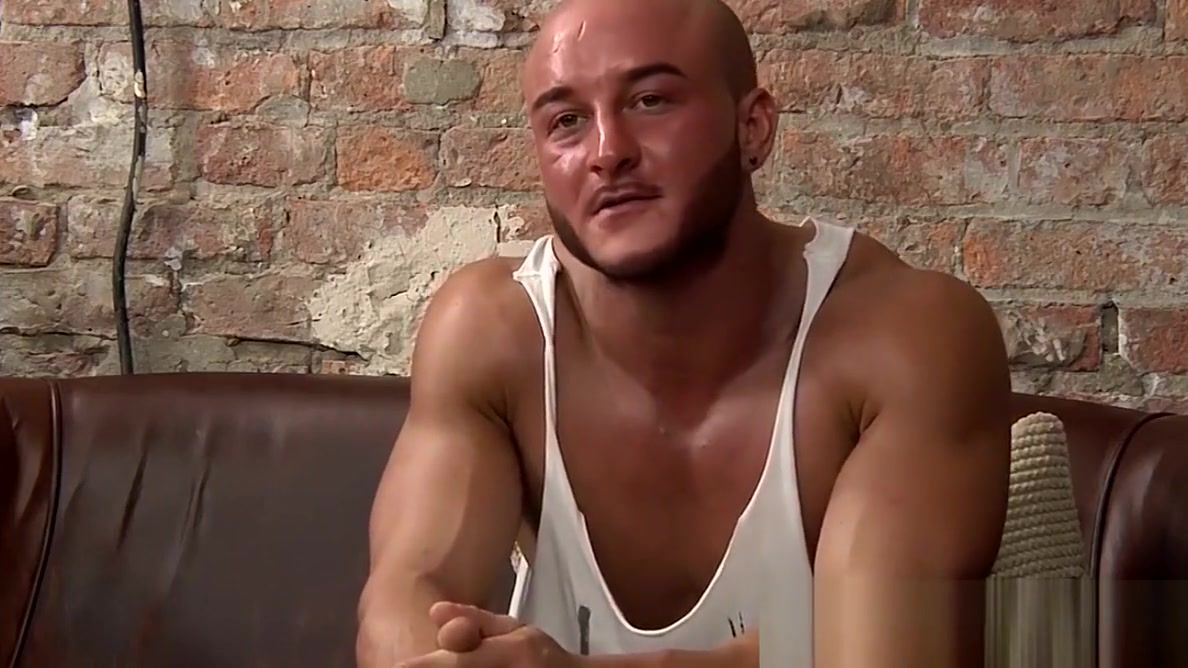 Pigtails Gay hunk with superb physique masturbating passionately Tribute