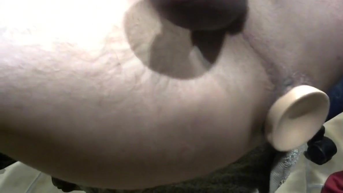 Amateur Free Porn horny and alone with my coca cola bottle and fist-plug Cock Sucking