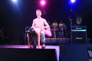 HD Stripped On Stage Dorm