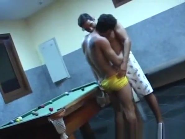 Sexo Anal Billiards Turns Into A Blowjob Session Hugetits