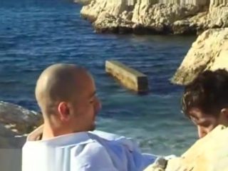 Mommy Outdoor gay sex adventure of a hot young seducer Muscles
