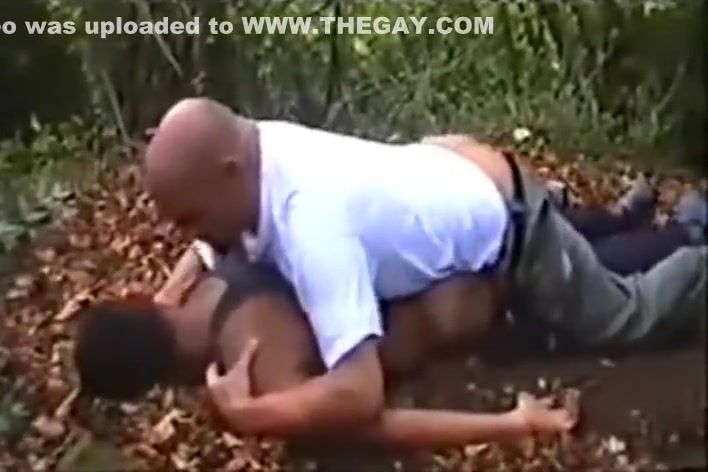 Gayfuck Attack in the woods ZBPorn