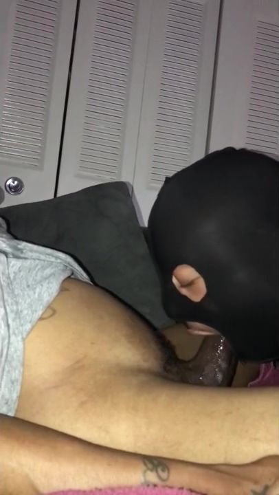 Club DC - Sucking a Dude From Louisville Bald Pussy
