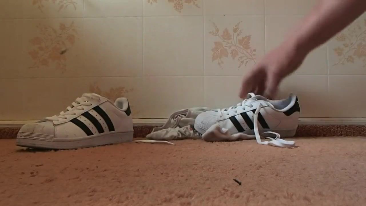 UpdateTube another video - adidas Jerkoff