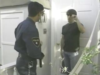 De Quatro Cop Gets What He Needs - CDI Panty