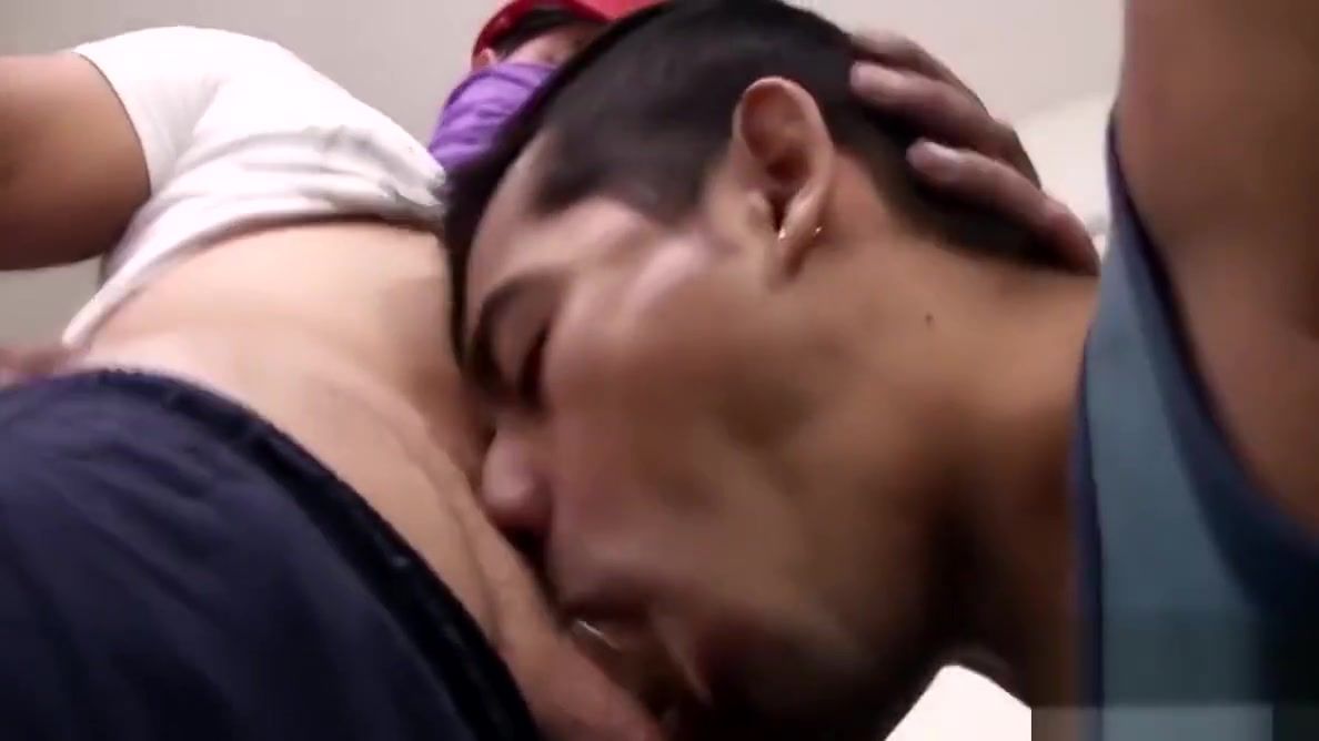 Gayemo Manny and Regulo get naughty after a long day at work Amateurporn