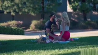 Colombiana Thick blonde picnic fuck Sucking Dicks