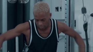 Ninfeta College fratboys interracial gay sex at the gym Toys