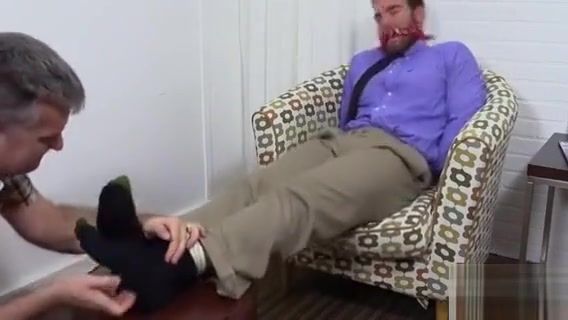 Amateur Porno Coarse foot fetish homosexual romance Soapy Massage - 1