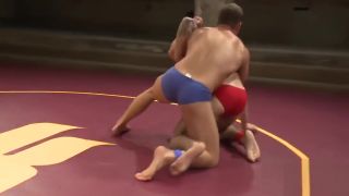 Fellatio Inked wrestler pins down his muscly opponent Phun