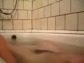xBubies Jerking Off in a Hot Bath Bottom