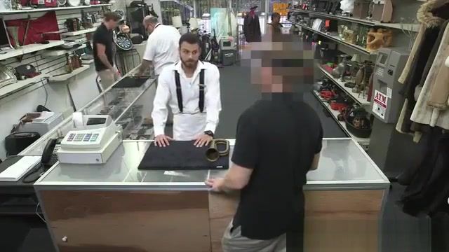 Gemidos Amateur dude tries hard cock in the shop Culos - 1