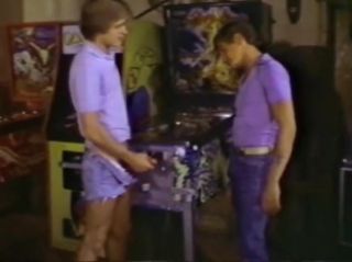 X18 Heat Waves (1982) Part 6 - Pinball Wizard Justice Young