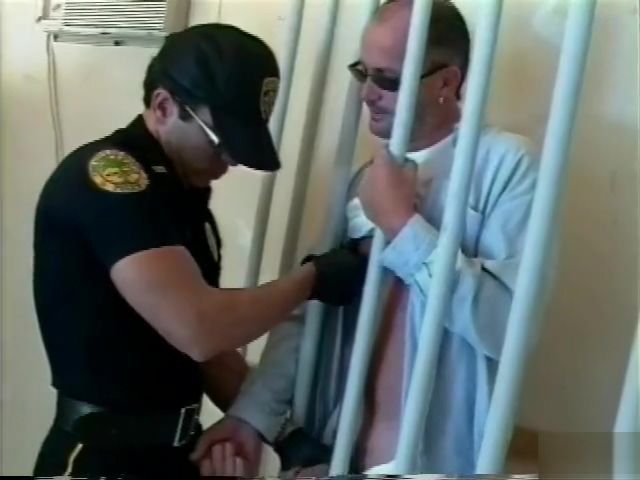 NewVentureTools Police fuck prison Hardsex