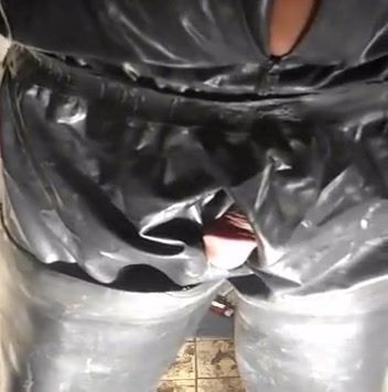 Perfect Ass nlboots - a fart in waders Toying