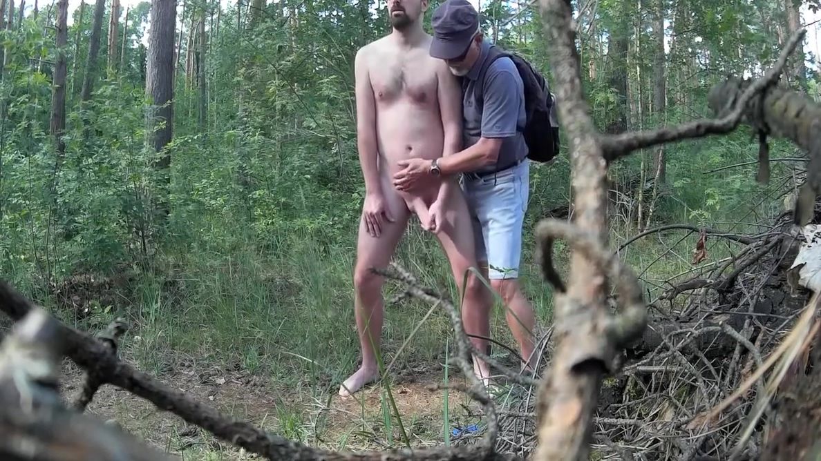 Amature Porn Caught Masturbating In The Woods BigAndReady