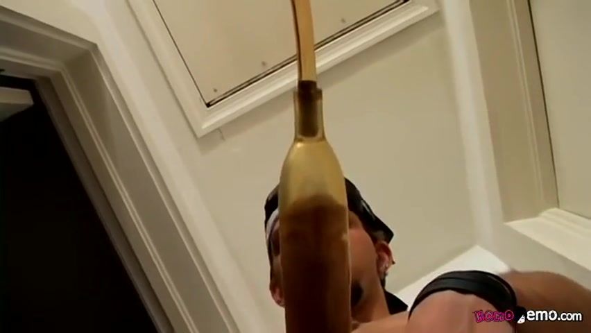 Caiu Na Net A Jizzy Sperm Treat For Jester After Using His Shaft Pump To Stay His Rod Bigger Pure18